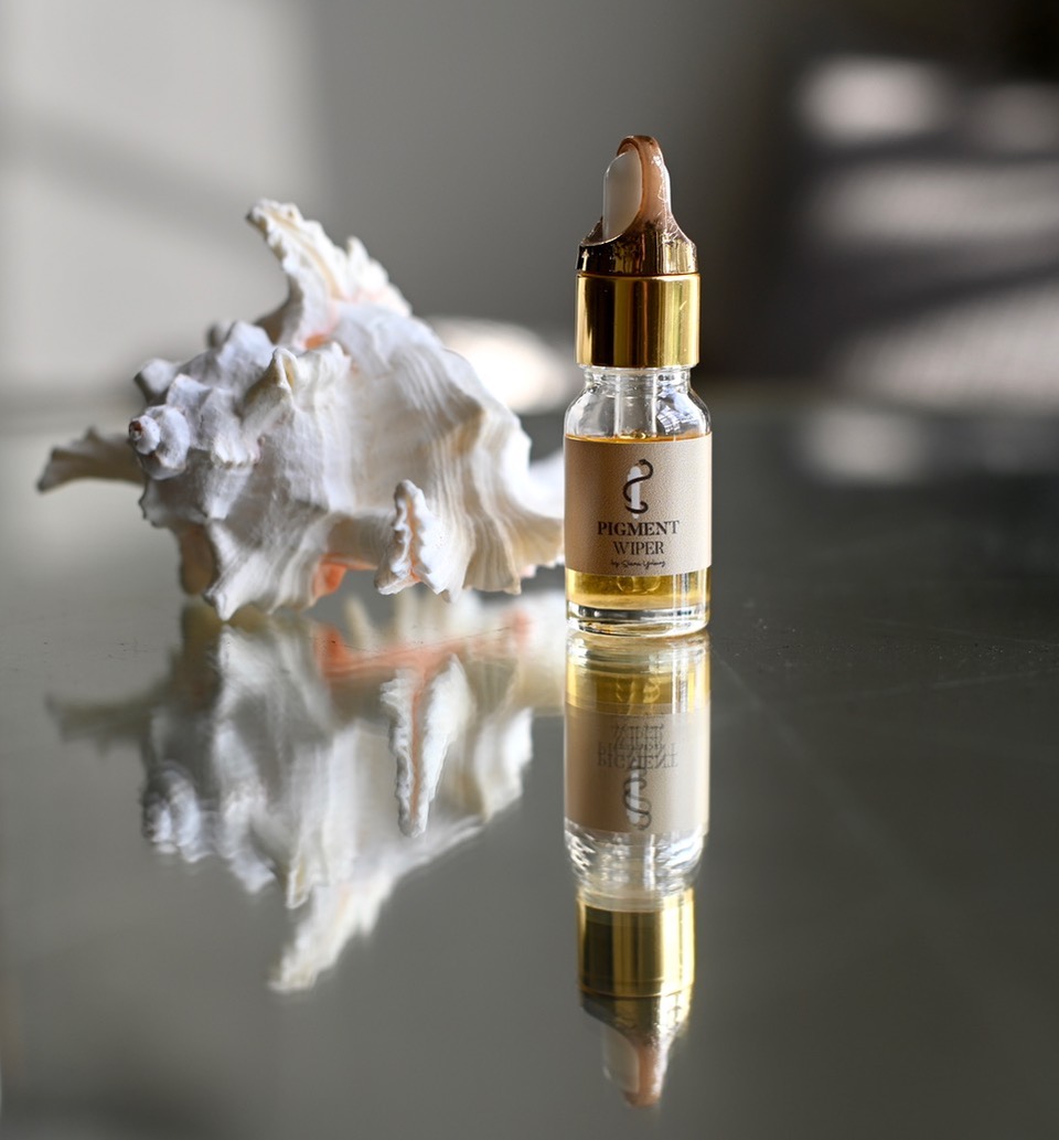 Old Permanent Makeup Pigment Wiper