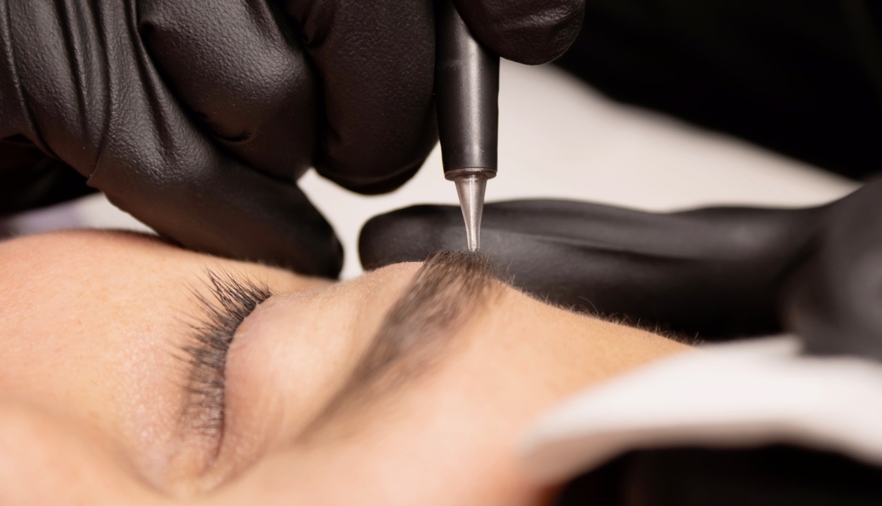 Ombre brows, Powder brows